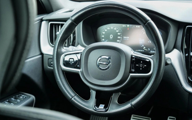 Volvo XC 60 cena 129900 przebieg: 151522, rok produkcji 2018 z Głogów Małopolski małe 529